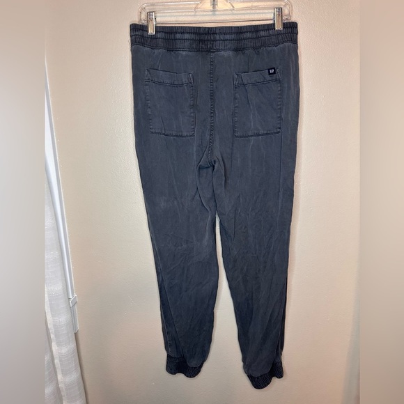 Gap Women’s Lightweight Elastic Ankle Casual pants Size Small Charcoal Gray - Picture 3 of 5
